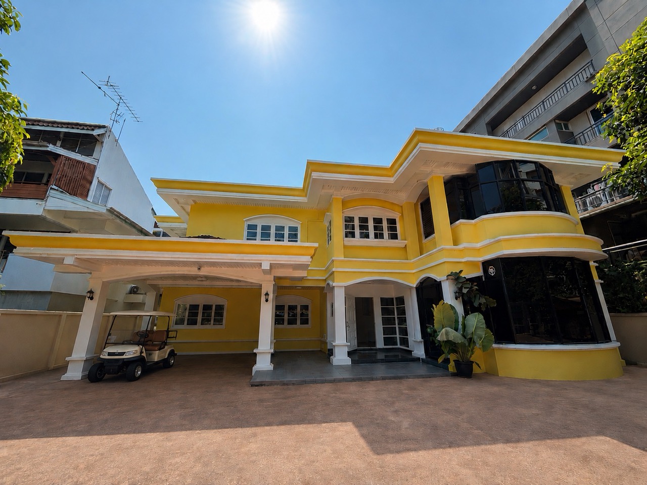Baan Aksorn Thai language school environment